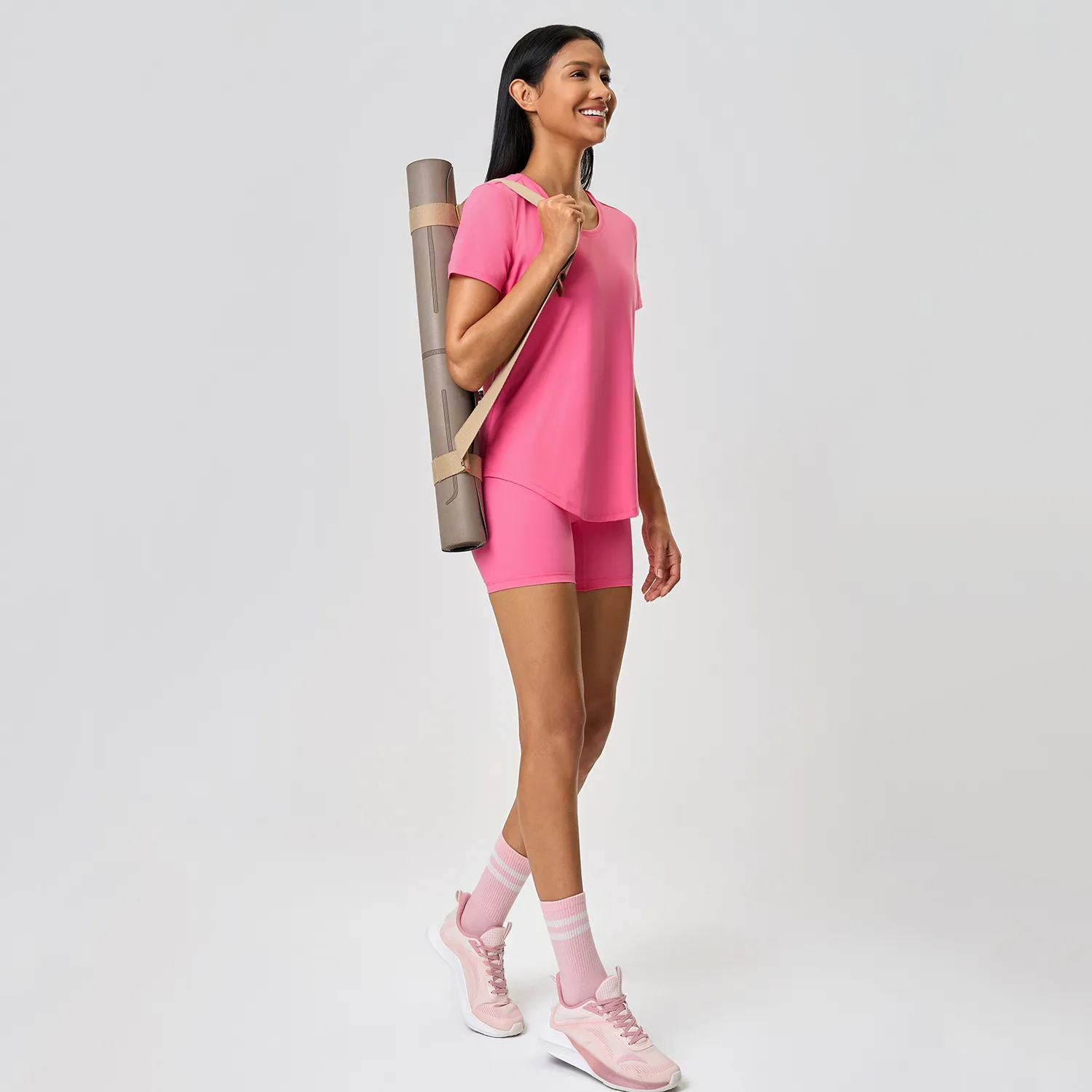 Short Sleeve T Shirts​ Yoga Tops Women​ Custom Activewear Sports Apparel Manufacturers