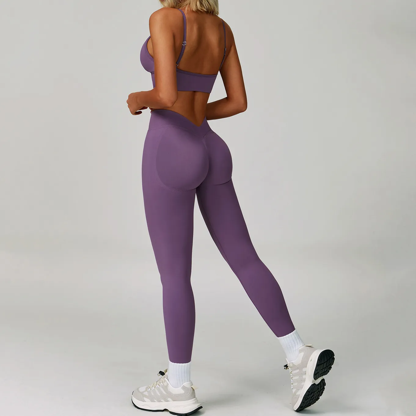 Padded Athletic Bra Seamless Sports Bra Custom Made Workout Clothes