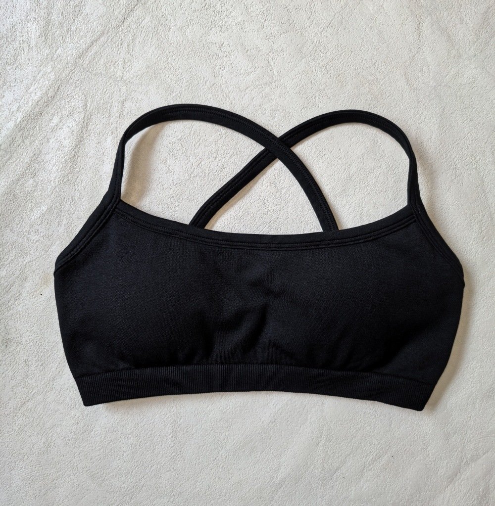 Seamless Gym Set Sports Bra Wholesale Bulk Running Shorts Gym Clothes Manufacturer