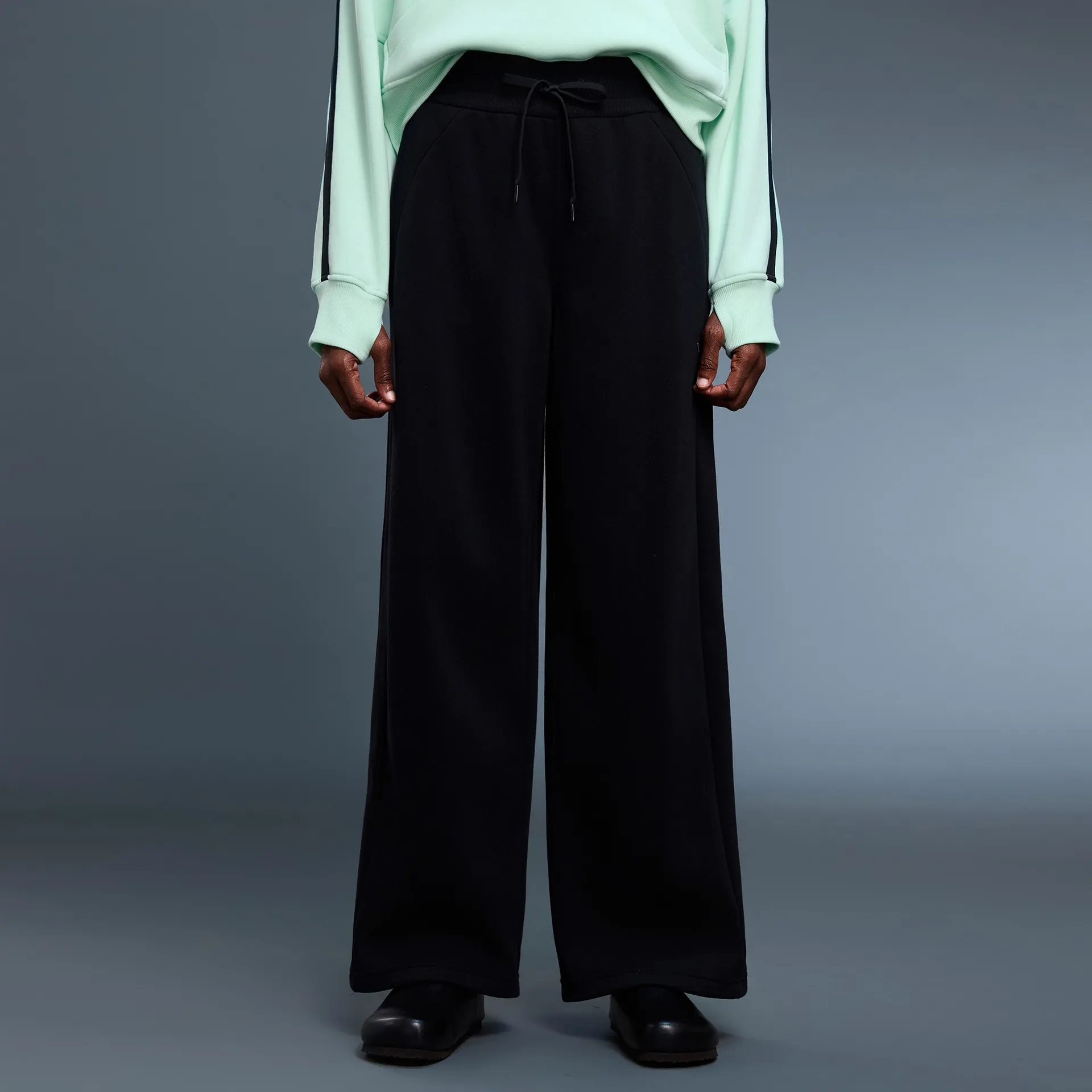 Customize Your Own Sweatpants​ Women's Fleece-Lined Sweatpants Athleisure Manufacturers