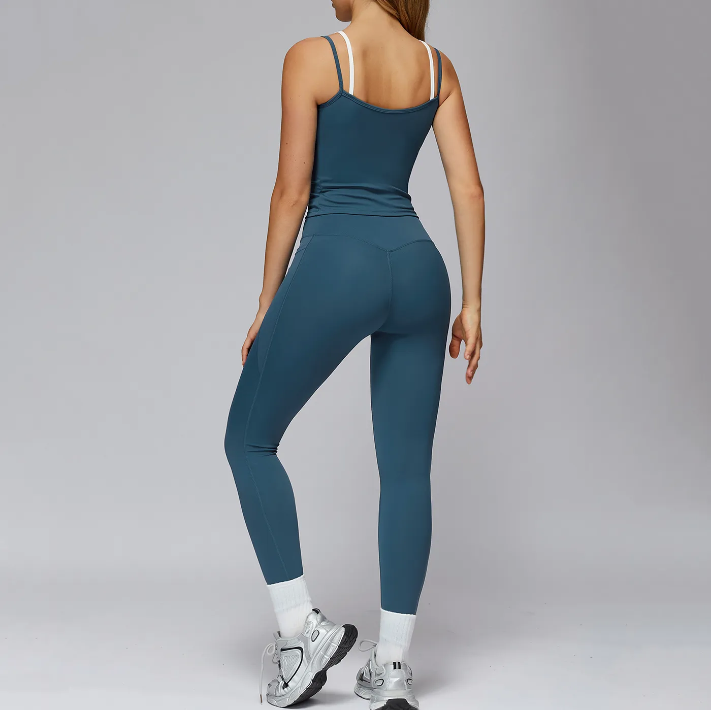 Slim Fit Color-Block Workout Shirt for Women Custom Fitness Clothing Yoga Tank Tops